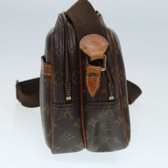 LOUIS VUITTON Monogram Reporter PM Shoulder Bag - Picture 4 of 16